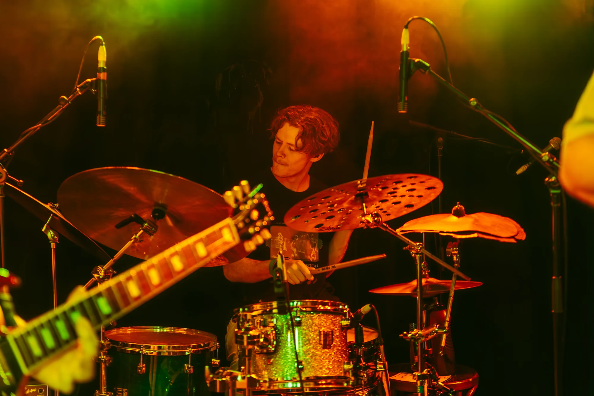 Iliya Zakharov playing the drums live